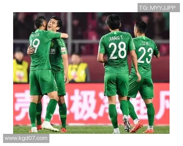 杭州排球队强势领跑世界杯积分榜积70分展现冠军实力 杭州排球队强势领跑世界杯积分榜积70分展现冠军实力